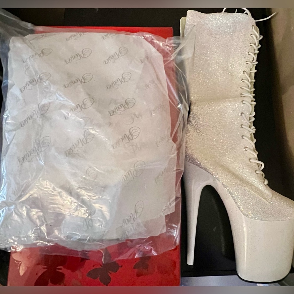Pleaser Flamingo Platform Boots